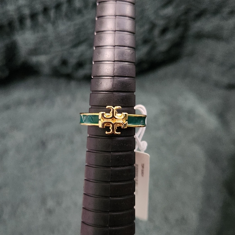 Tory Burch Icon Enamel Ring In Green Size 8 NWT